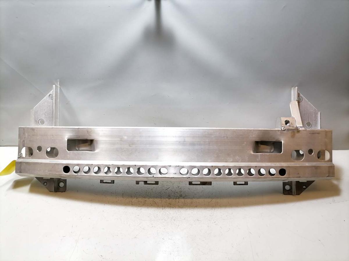 Mini One R50 original Tr&auml;ger Verst&auml;rkung Sto&szlig;stange Stossf&auml;nger vorn Bj.2001